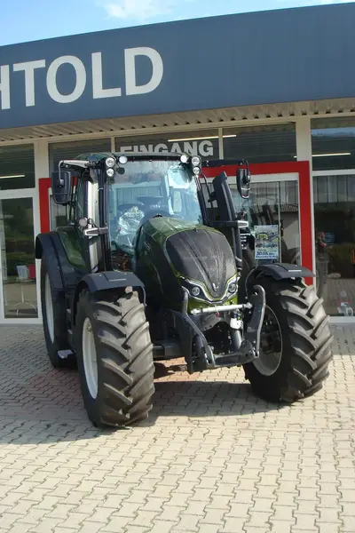 Valtra N135 HiTech