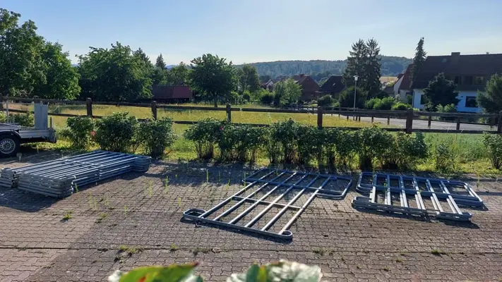Panels in verschiedenen Längen und Höhen
